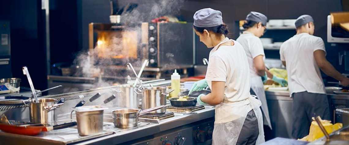 Montagem Eficiente de uma Cozinha de Restaurante